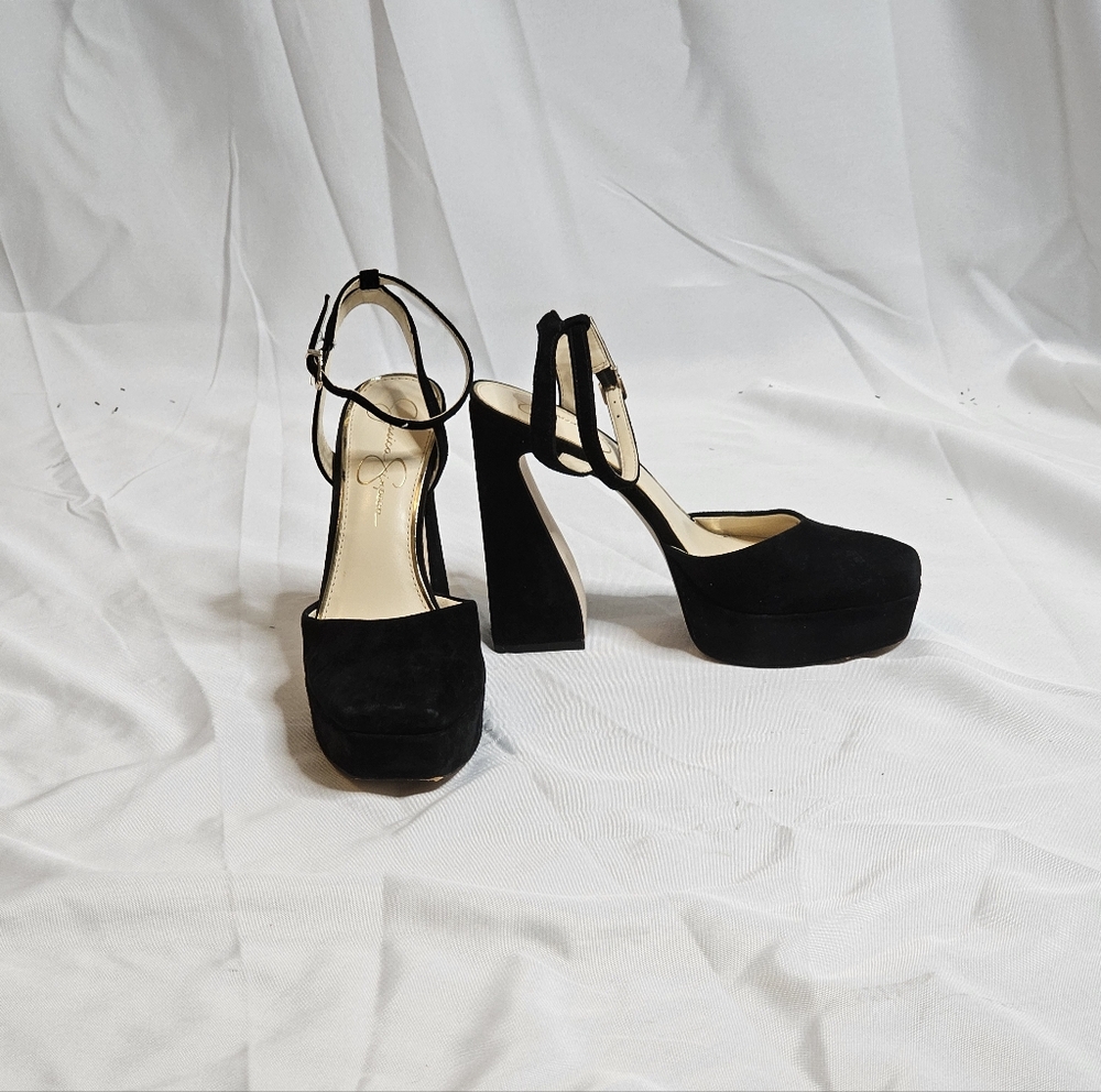 Jessica Simpson Women's Deirae Platform Ankle Strap Pump Size 8